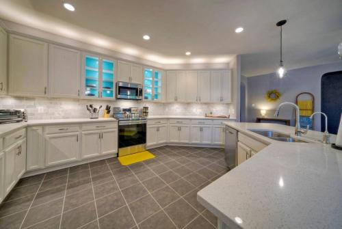 Pflugerville Casa | Sunny Delight Of Pville - Where Days Are Bright