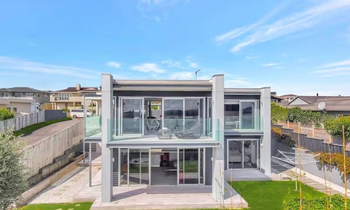 Bucklands Beach Casa | Sunny East Residence
