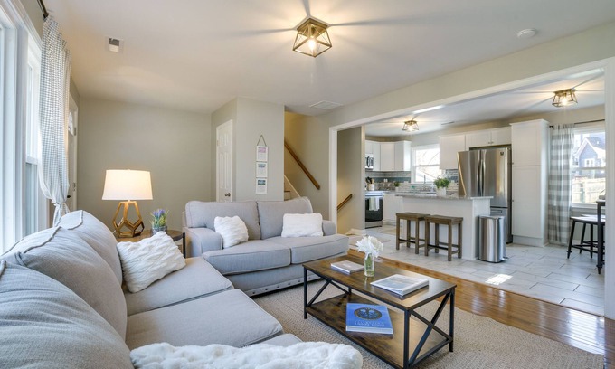 High Point Casa | Sunny Family Home, 3 Mi to High Point Market!