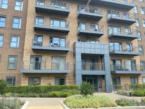 Hendon Apartamento | Sunny Gardens 3-Bed Apartment in London