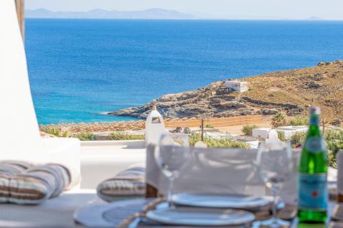 Kalafatis Casa | Sunny Getaway in Mykonos Lia Beach