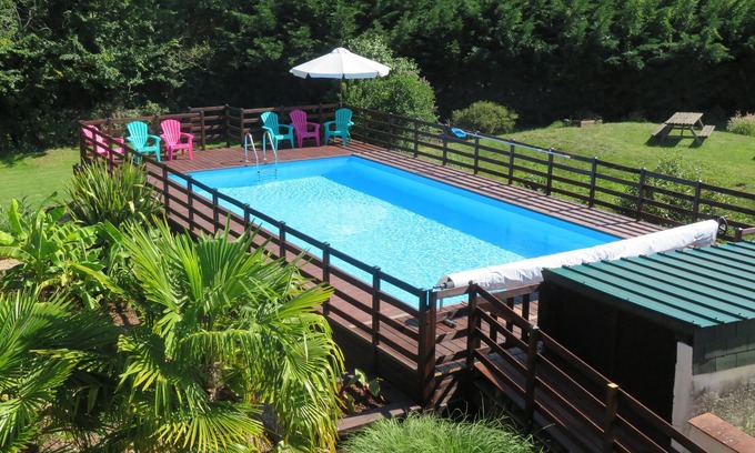 Abilly Casa | Maravillosa casa rural con gran jardín privado, piscina climatizada para las vacaciones perfectas!