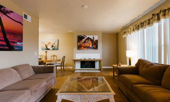 Seaside Casa | Sunny home at the top of seaside