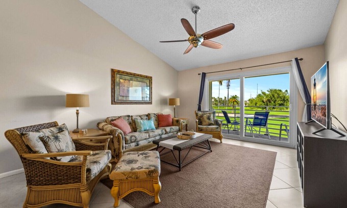Isla del Sol Condominio | Sunny Isla del Sol Escape with Private Balcony #222