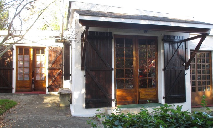 Habas Cabaña | Brillante casa de campo independiente con encanto en un entorno verde, tranquilo