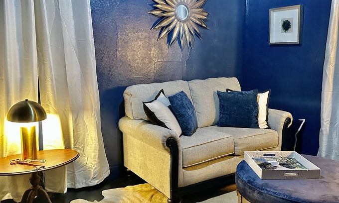 Downtown Apartamento | Sunny one bedroom apt 5 suite downtown