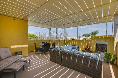 Crown Point Casa | Sunny San Diego Escape Less Than 2 Miles to Pacific Beach!
