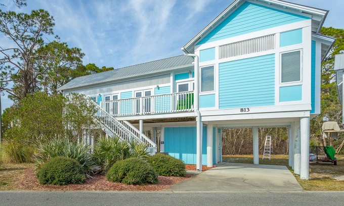 Carrabelle Cabaña | Sunny Side Up 1br/1ba less than 5 min. to beach!