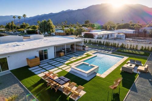 Desert Park Estates Casa | Sunny Vista Pool And Spa Home With Mountain Views