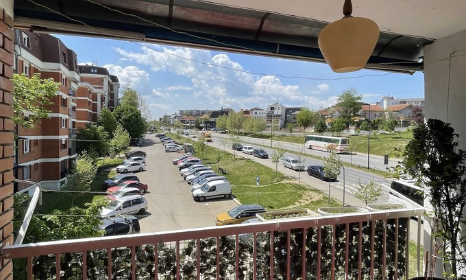 Pristina Apartamento | SunnyHill Apartments