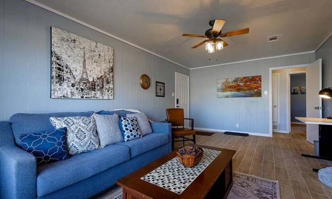 Sherman Casa | Sunnyside Sherman Duplex