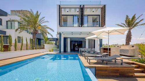 Paralimni Villa | Sunrise Beachfront Villas - Villa 1