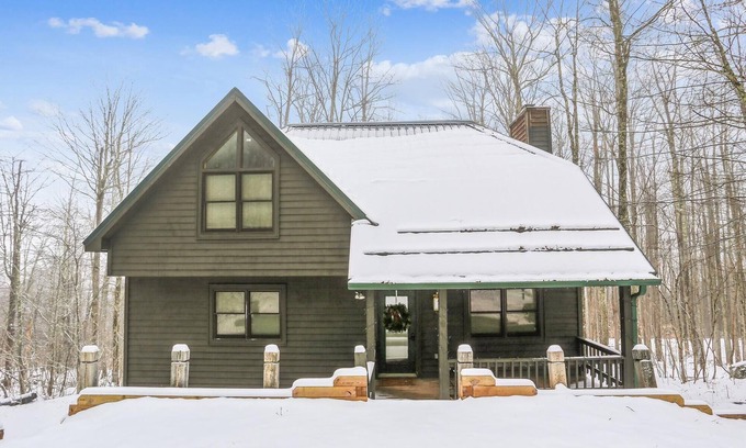 Canaan Valley Casa | Sunrise Dacha: 3 BR, 2.5 BA House in Canaan Valley, Sleeps 10
