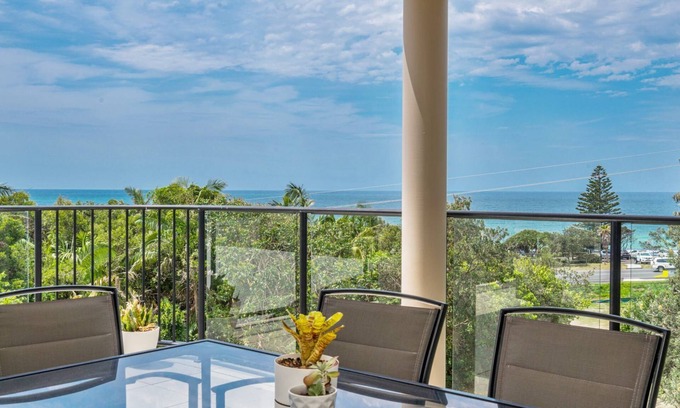 East Ballina Casa | Sunrise on Shelly - Beautiful spacious pet friendly home next to the ocean with amazing views