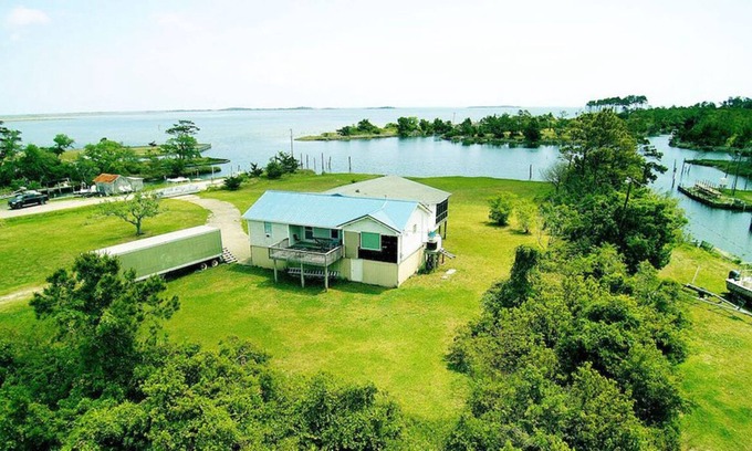 Cedar Island Casa | HARBOUR HOUSE en la hermosa bahía de Cedar Island.