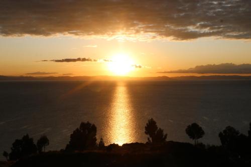 Huillanopampa Cama Y Desayuno | SUNRISE Taquile Lodge