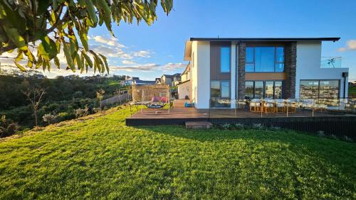 Long Bay Cama Y Desayuno | Sunrise to Sunset Coastal Escape B&B