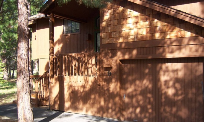 Deer Park Casa | Sharc ilimitado! Hermosa casa Sunriver, ubicación deseable. Bañera de hidromasaje, wifi