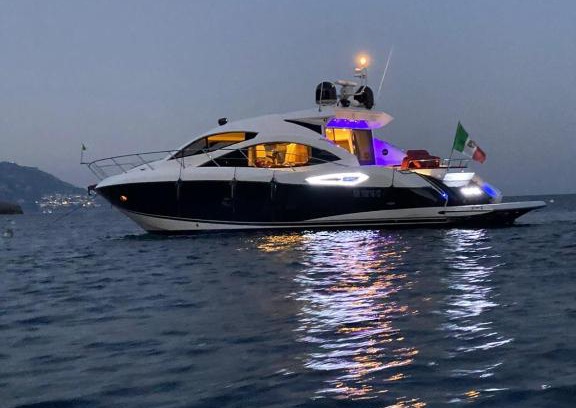 Licola Alquiler De Eote | sunseeker predator 8885298