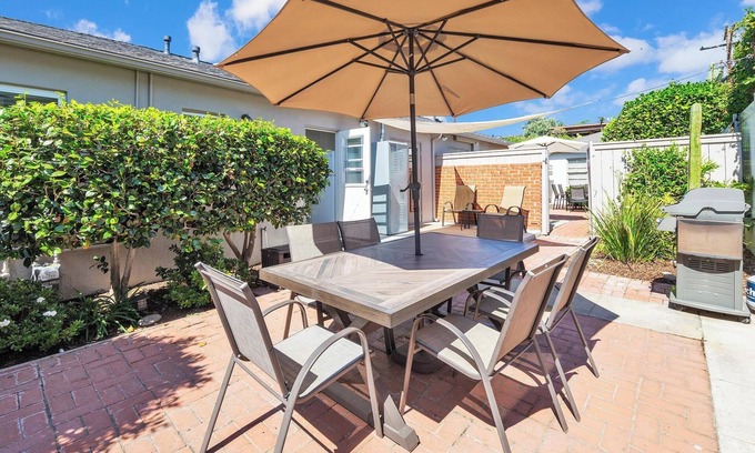 La Jolla Shores Casa | Sunset Cottage in La Jolla Shores - New Listing