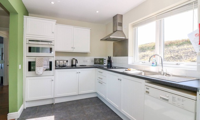 Gruline Cabaña | Sunset Cottage, SALEN, ISLA DE MULL