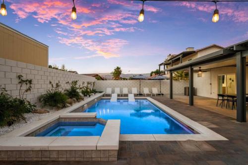 Indio Casa | Sunset Escape Home With Resort Pool And Spa