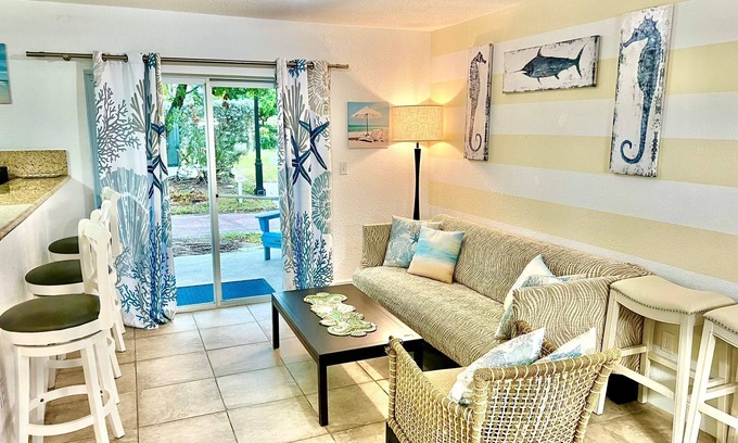 Alice Town Condominio | Sunset Haven-Bimini Bay 3 Bedroom Vacation Home