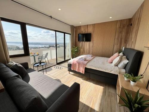 Torralta Apartamento | Sunset Lagoon Studio ALVOR, ALGARVE