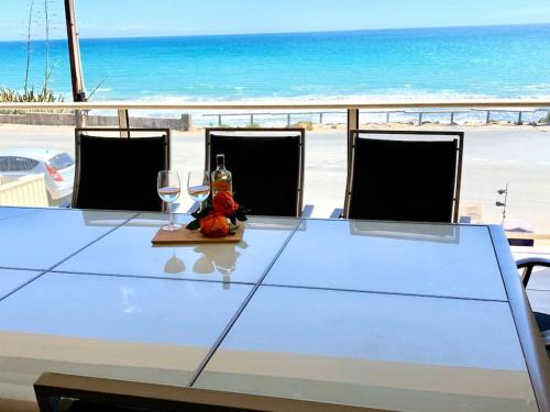 Adelaide Casa | Sunset Ocean Views Esplanade 5 BR Sleeps 10