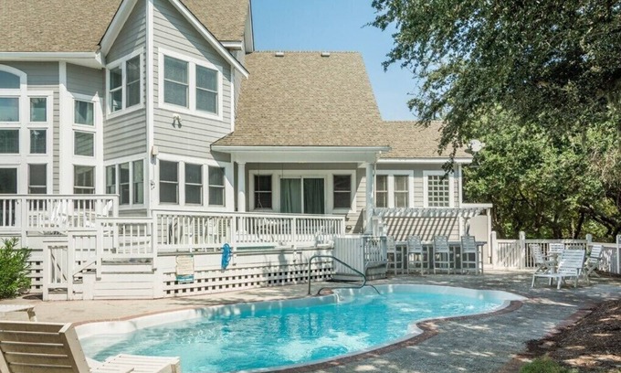 Corolla Casa | Sunset on Seventeen: The Peloton House, piscina privada, se admiten perros