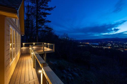 Skyland Casa | Sunset Peaks by Carolina Mornings