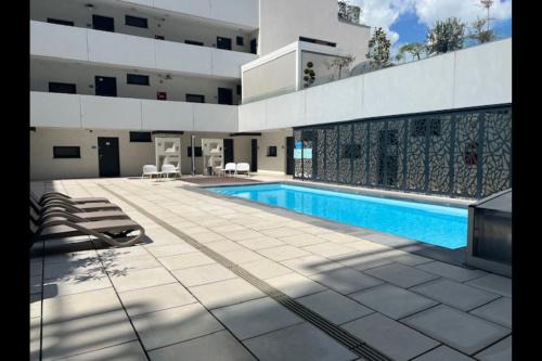 Fonyodliget Apartamento | Sunset Resort 409 With Pool - Happy Rentals