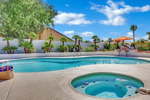 Royal Crest Rancheros Casa | Sunset Royale - The Ultimate Vegas Getaway