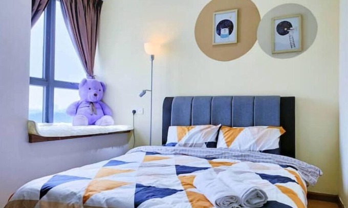 Central District Condominio | Sunset Seaside Retreat@13pax - Direct Beach Access
