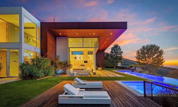 Malibu Casa | Sunset Shores Malibu Pool Gym Panoramic Views
