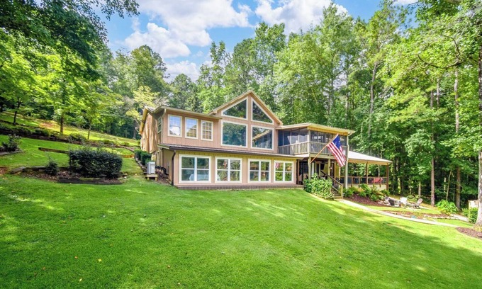 Jacksons' Gap Casa | Sunset Slough by Big Fish Real Estate Group at Lake Martin