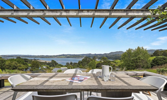 Mahurangi West Casa | Sunsets in the Spa at Ti Point - Your Beautiful, Modern, and Warm, City Escape
