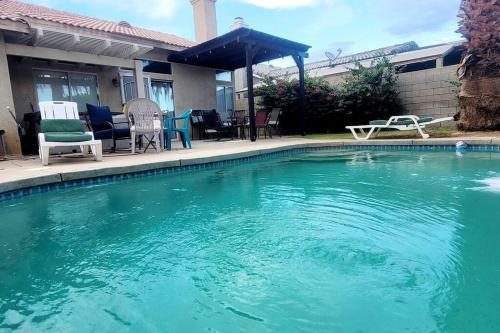 Indio Casa | Sunshine Daydream by the Pool and Spa