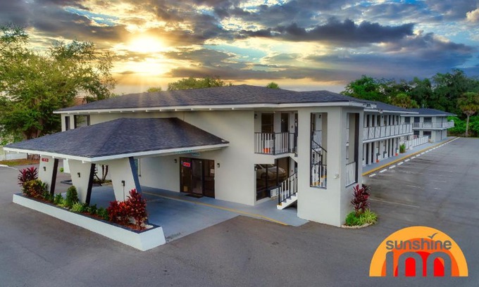 Kissimmee Hotel | Sunshine Inn