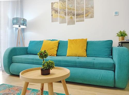 Sector 2 Apartamento | SUNSHINE - New & Quiet 1BR Apt, Business area, close to Airport, Highway A3, Subway