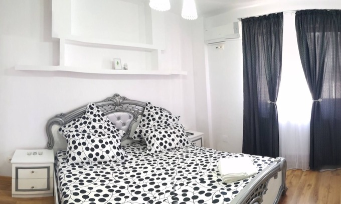 Mamaia-Sat Apartamento | Residencia sol