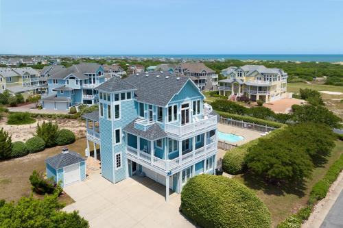 Corolla Casa | Sunshine & Water Views - Best in the Outer Banks!