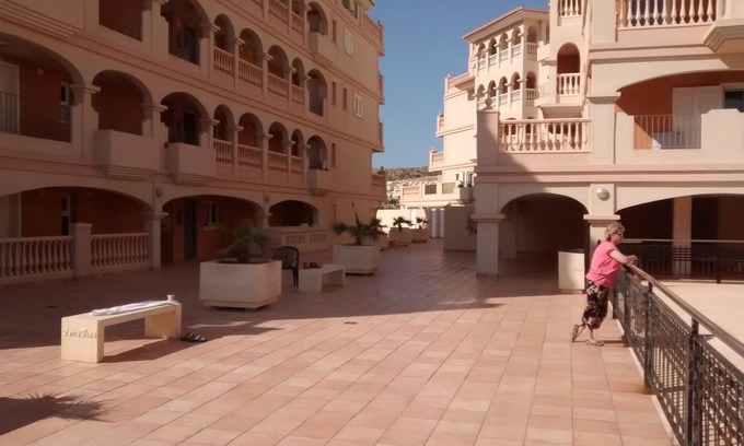 Almerimar Apartamento | Super 3 bedroomed apartment in Porto Fino complex, Almerimar 04711