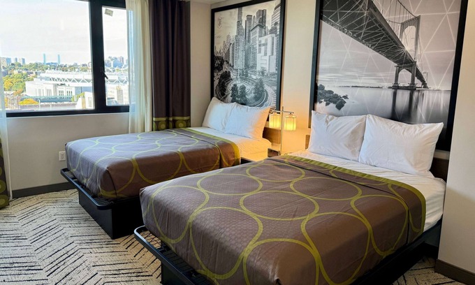 Concourse Hotel | Super 8 By Wyndham Bronx Near Stadium