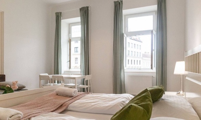 Matzleinsdorf Apartamento | Super Bright Apartment - Perfect for Longstays