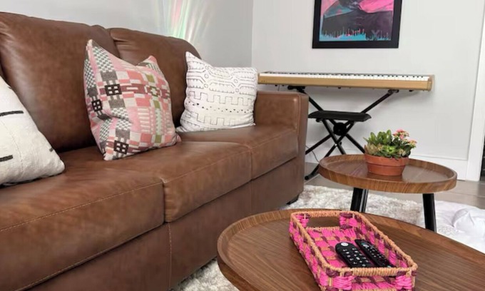 East Central Casa | Super Clean & Cozy 2-bedroom house in lovely Salt Lake City
