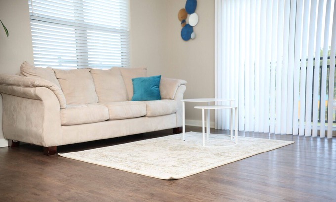 Winston - Salem Apartamento | Super Cute Condo- DownTown WS/Free Parking/Pets ok