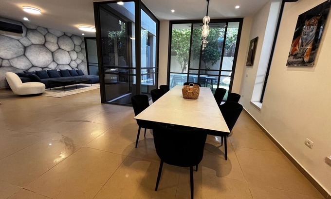Hod HaSharon Casa | Super house ! Villa09