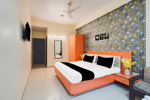 Noida Hotel | Super Townhouse Maithli Marg Sector 55 Formerly Red Roof