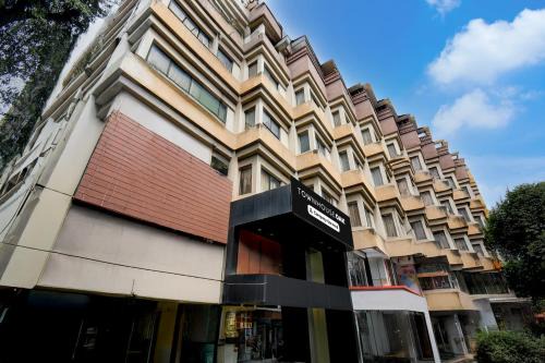 Pune Hotel | Super Townhouse Oak Sinhgad Road Crossway Formerly Popular Hotel